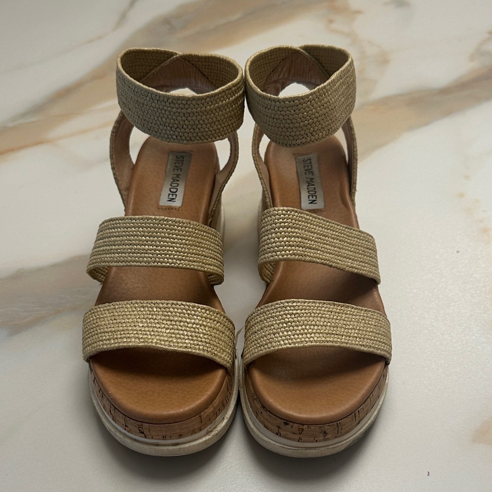Steve Madden Women's Beige Strappy Sandals